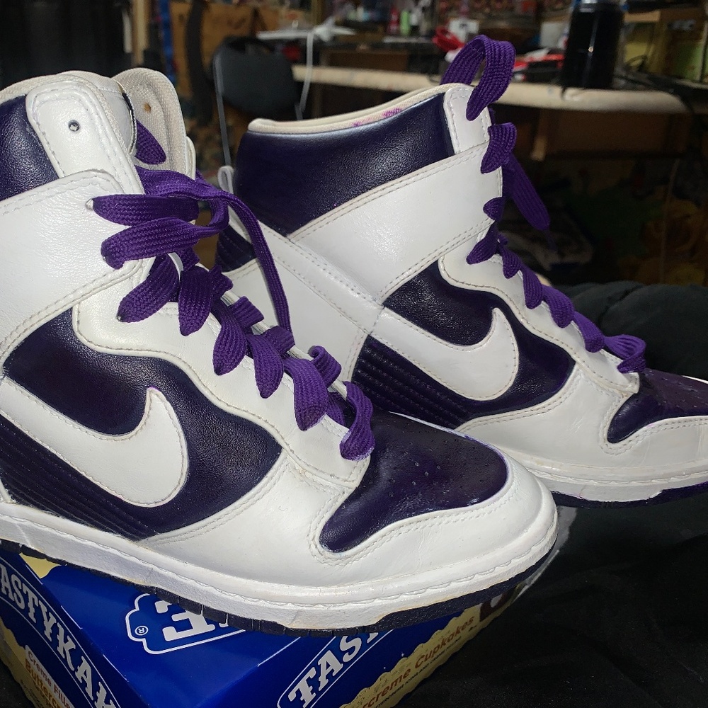 Nike Dunk Sky Hi Essential Wedge Shoes White & Purple Woman's Size 7 528899-500
